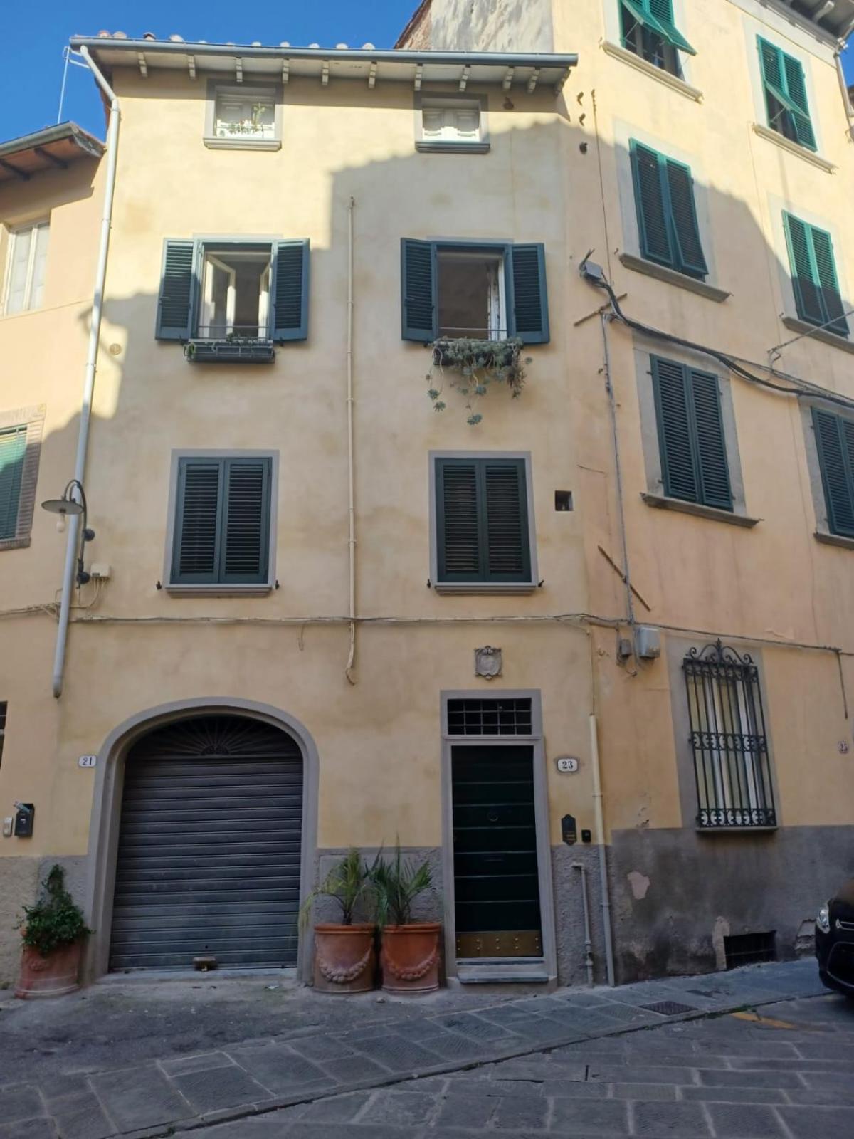 Apartment Casa Retro' Lucca