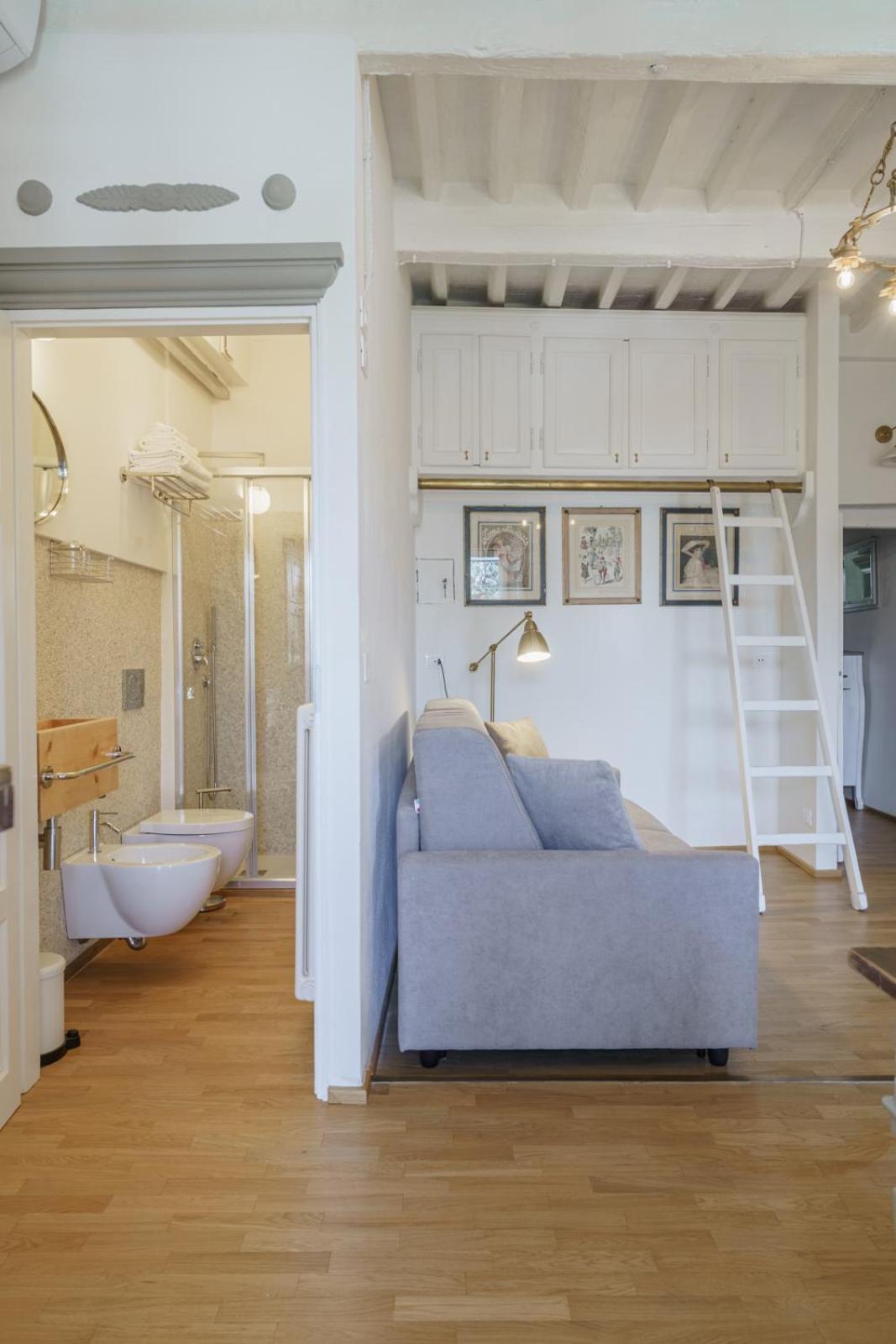 Casa Retro' Apartment Lucca